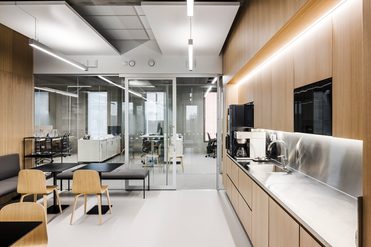 EKE-Rakennus Oy toimitilat Espoo | Piispanportti 11