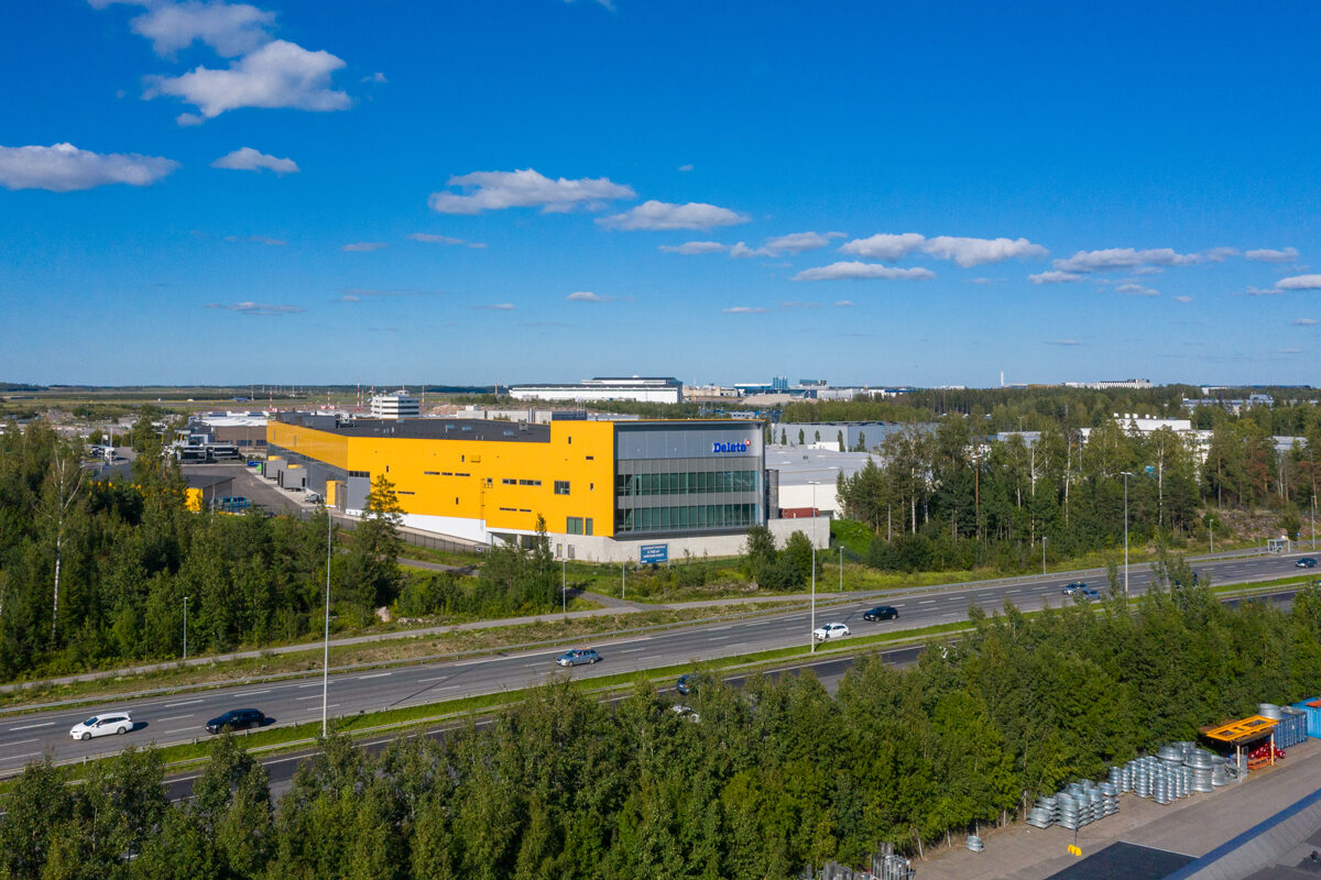 Vantaan Rasti on pitkäaikainen logistiikkakehityshankkeemme pääkaupunkiseudun tärkeimmällä logistiikka-alueella Vantaan Viinikkalassa Kehä III:n varrella