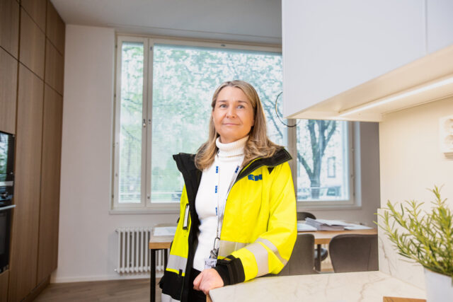 Katri Waris, myyntijohtaja, EKE-Rakennus Oy.